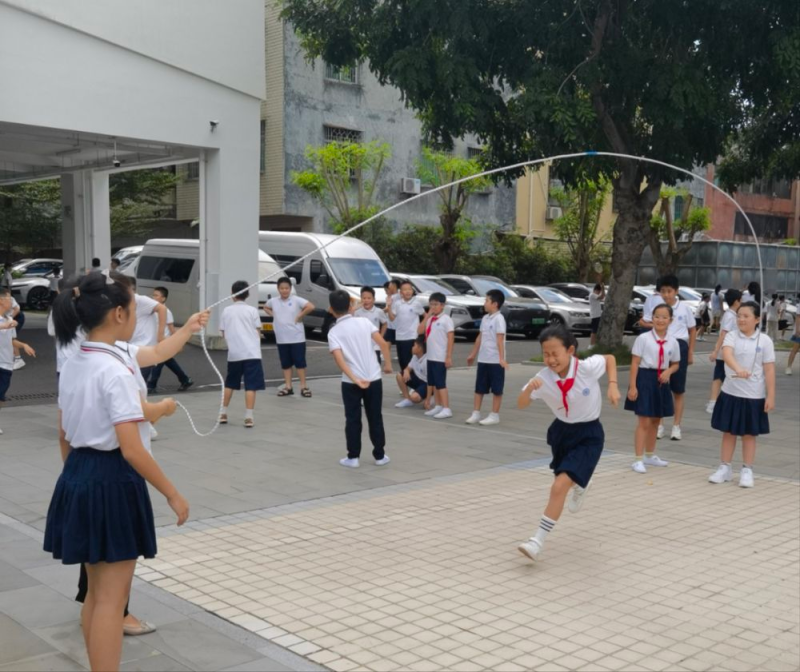 延长课间时长，多地中小学的微调大智慧