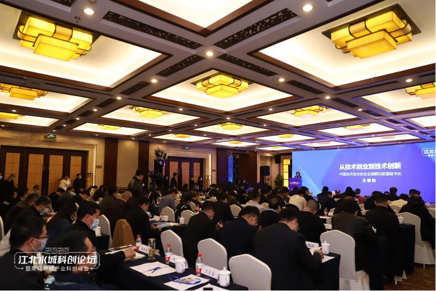 捷克论坛，分享王国中的文化交流与灵感碰撞捷克论坛分享王国论坛